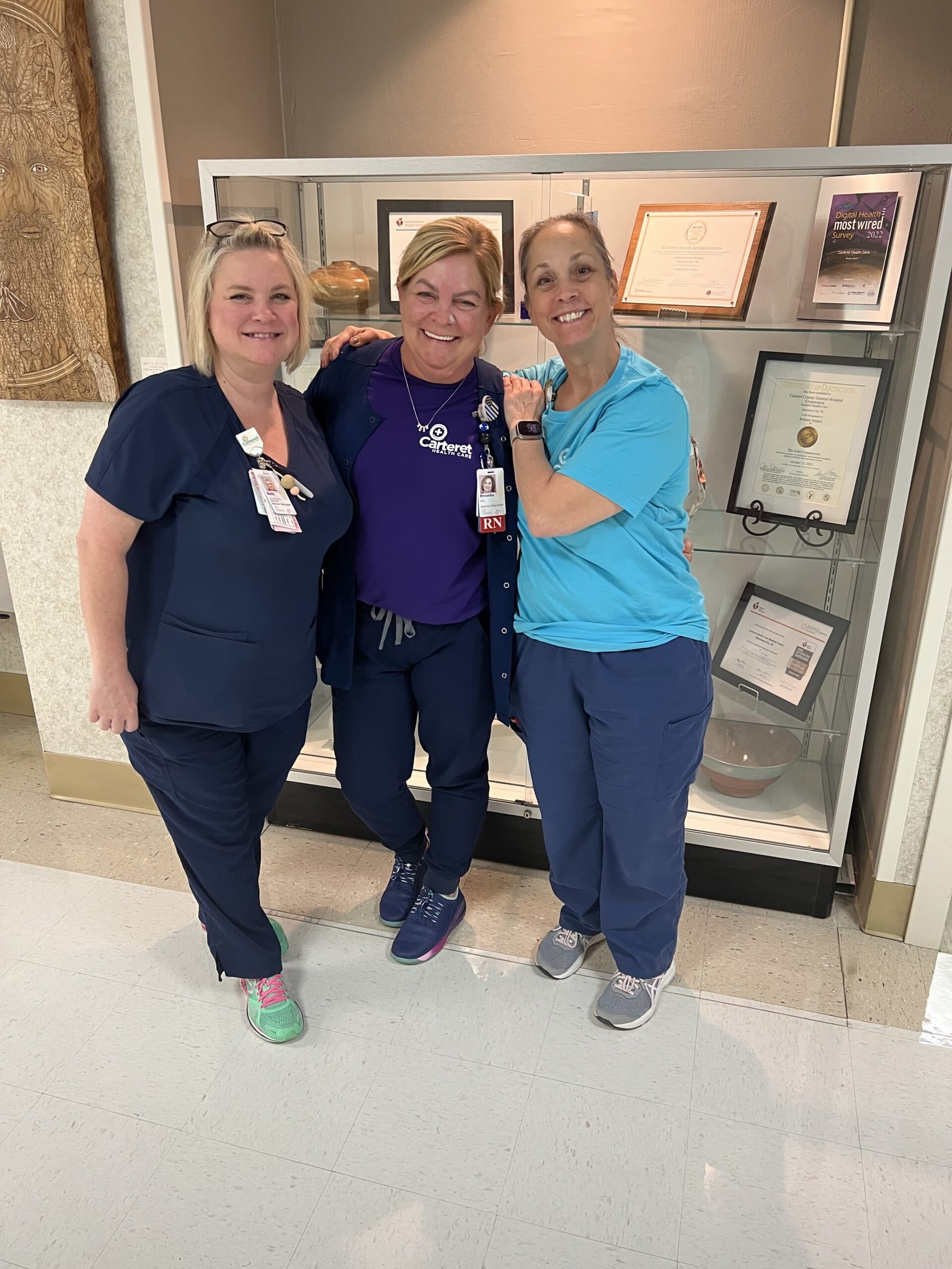 Rhonda Thompkins and colleagues - Daisy Award Recipient